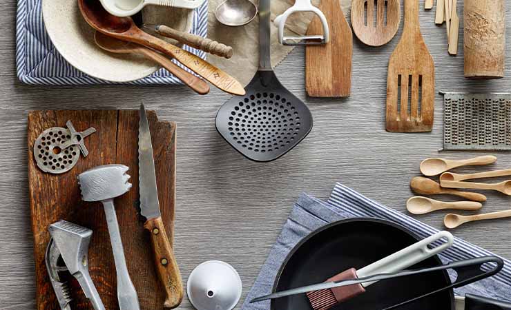 常用厨房词汇中英翻译对照 | 料理机、菜刀、擀面杖、各类锅具怎么搜