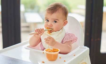 英国婴儿辅食选购攻略 | 蔬果泥、米粉、麦片粥、磨牙棒、宝宝面条等