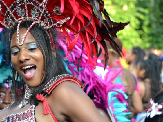 Notting Hill Carnival 伦敦来了！欧洲最大嘉年华，和两百万狂欢者一起High翻街头