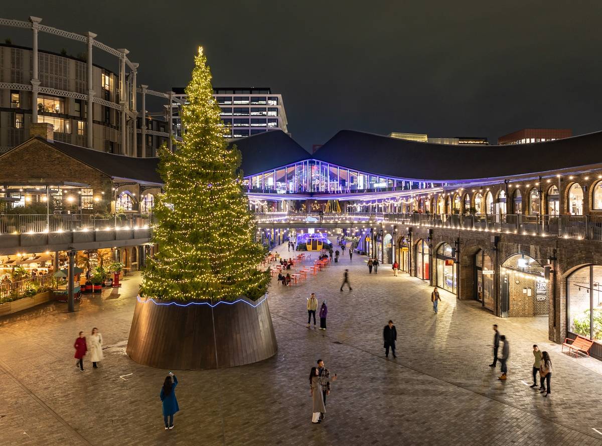 Celebrate Christmas In King’s Cross 伦敦来了！沉浸式圣诞市集、冰壶俱乐部和巨型圣诞树点亮你的冬日假期