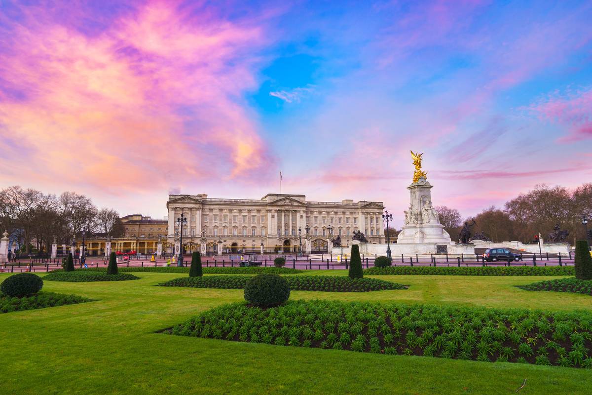白金汉宫夏季开放日来了！限时探秘王室禁地，走进19间奢华国事厅