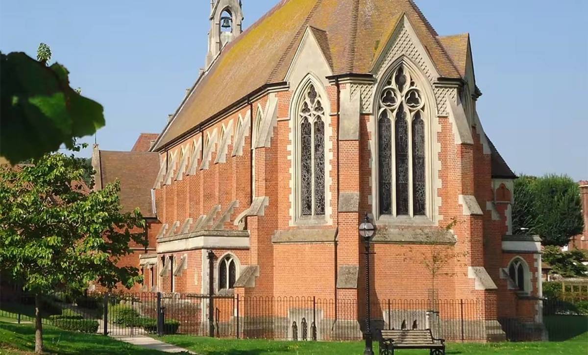 All Saints The Old Chapel烛光音乐会来了！在伦敦周边的哥特教堂里，聆听维瓦尔第与汉斯·季默的经典旋律