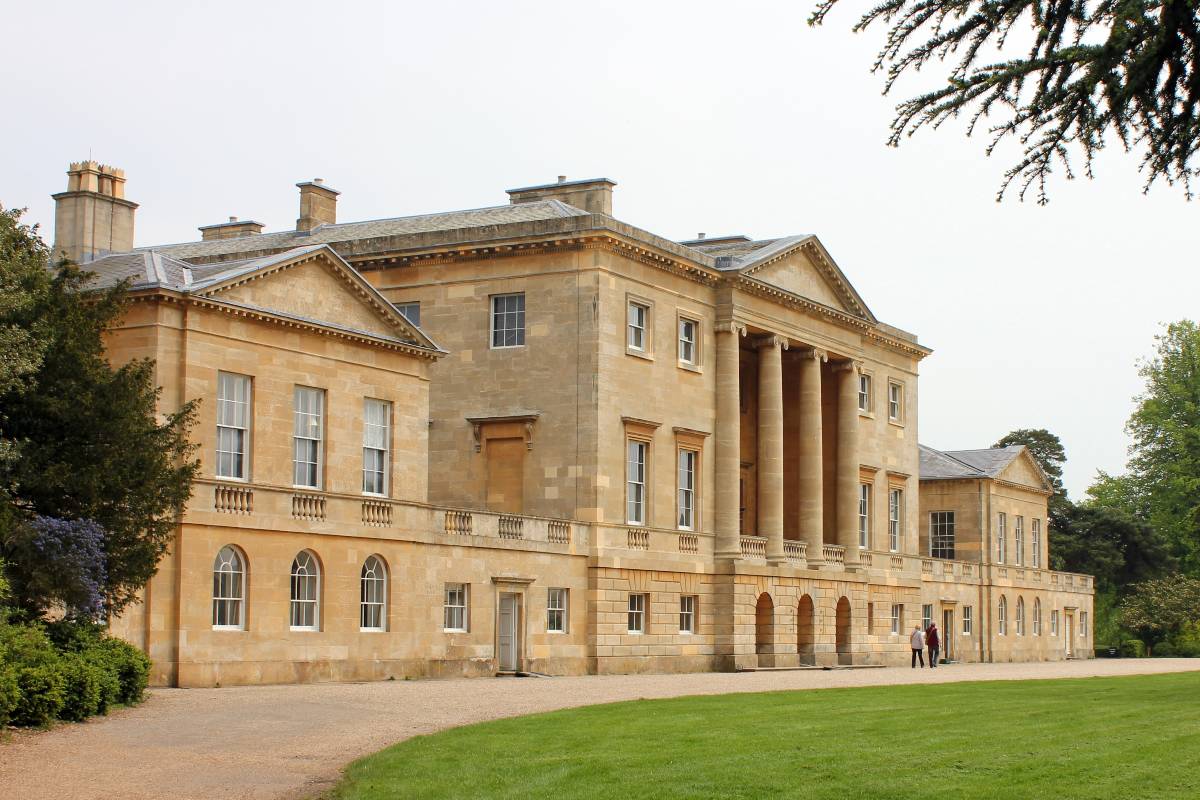 巴斯尔登公园《布里奇顿》主题一日游来了！沉浸式打卡剧中最美取景地