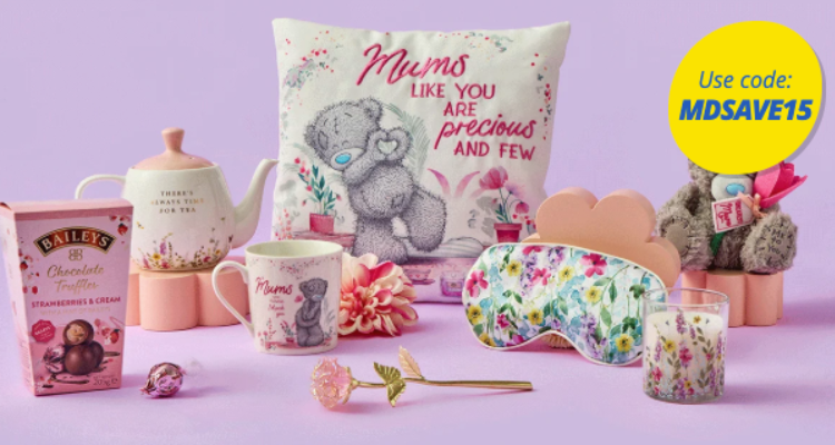 Cardfactory母亲节大促5折起+叠85折💥樱桃马克杯 £1.7！爱心机器人 £2.97！礼盒好物超划算✨