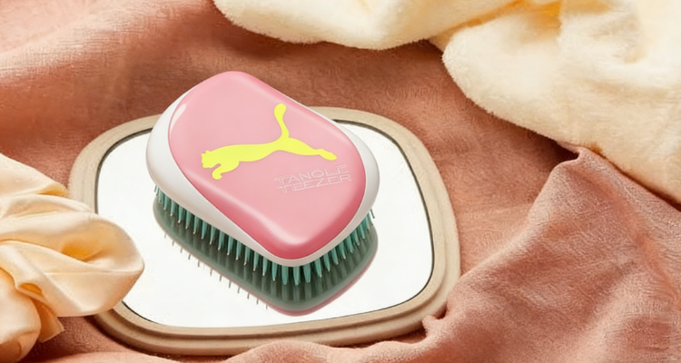 英亚女王梳Tangle Teezer低至5折👑puma联名款仅需£6！干湿两用长柄TT梳£8收！超度款式可选！
