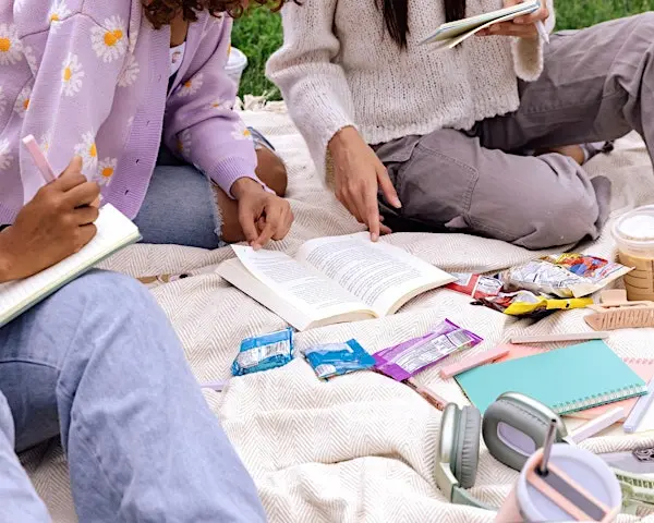 Beyond the Book 开放讨论俱乐部来伦敦了！每周三晚，一起开启思想的冒险之旅