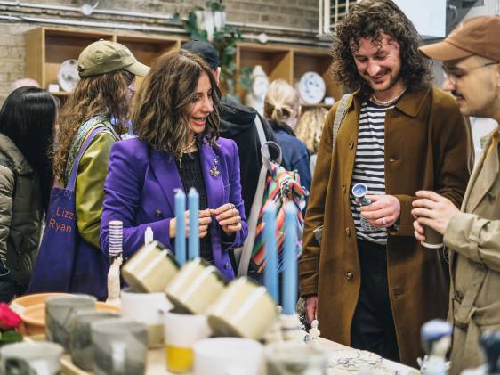 Turning Earth Hoxton春季市集来了！在铁路拱门下，开启一场陶艺、音乐与美食的春日寻宝之旅