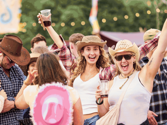 Country on the Common 音乐节来了！在南伦敦的公共草坪上，开启一场牛仔靴与现场音乐的夏日狂欢