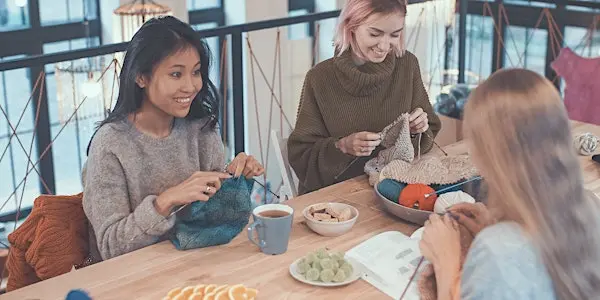 Brompton Library 编织与钩针小组来了！周末午后，用毛线编织一段伦敦慢时光