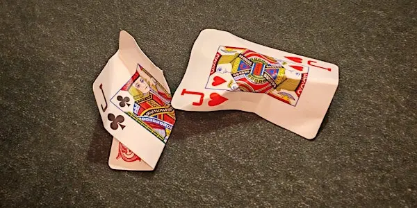 伦敦市中心扑克之夜来了！每周五，在酒吧里来一场友好的脑力对决