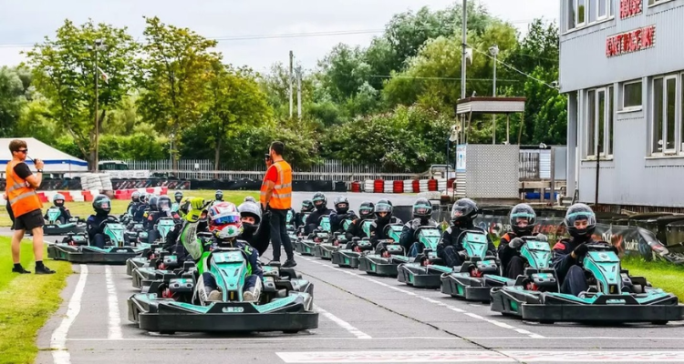 肾上腺素狂飙时刻🏎️英国传奇卡丁车赛道特惠低至52折，60分钟专业竞速，点燃热血与速度狂欢