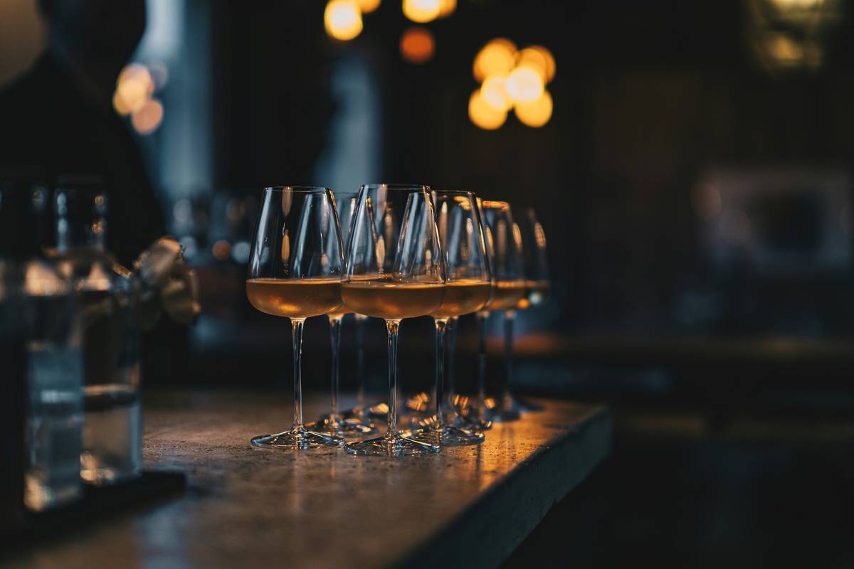 Heads up, wine lovers – this exclusive white wine tasting experience with gourmet dining is coming to London for just two evenings in September, and you can already get tickets
