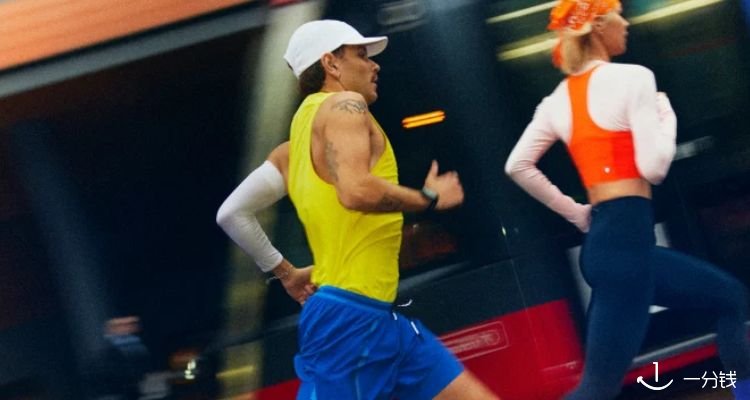 GoGoGo出发喽🏃♀️lululemon官网「running系列」新品9折!🤍Swiftly Tech 短袖£52!
