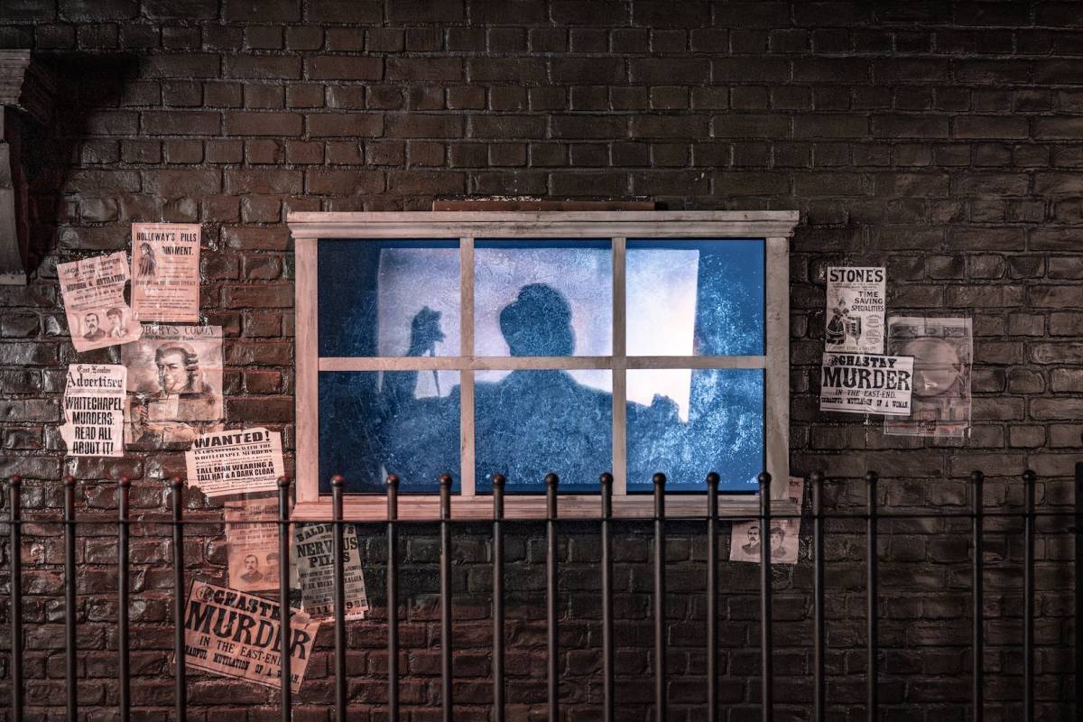 London Dungeons 伦敦地牢来了！在伦敦的心脏地带，与千年来最臭名昭著的角色面对面。
